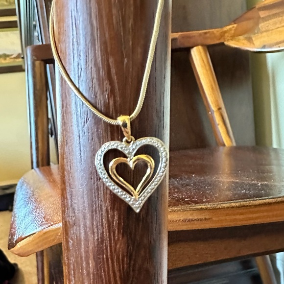 Heart Shaped Diamond & Gold Adjustable Necklace | Size OS - Picture 4 of 5